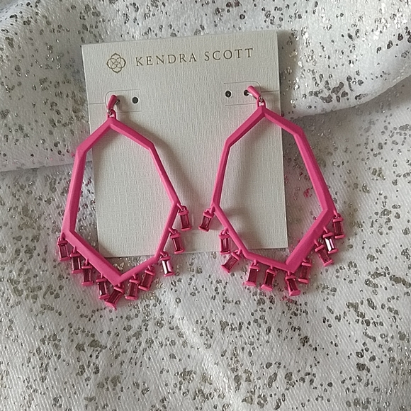 Kendra Scott Jewelry - Kendra Scott Thomas Dangling Earrings